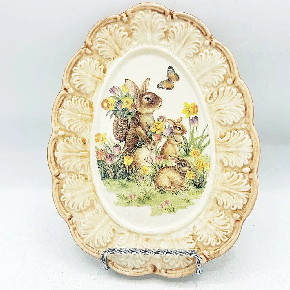 Cracker Barrel Easter Traditions Egg Shaped Small Plate Bunny Floral Egg